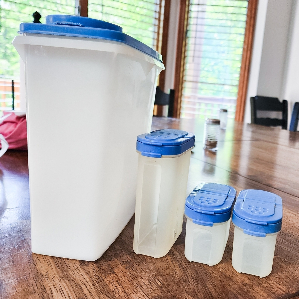 Vtg Tupperware modular set-